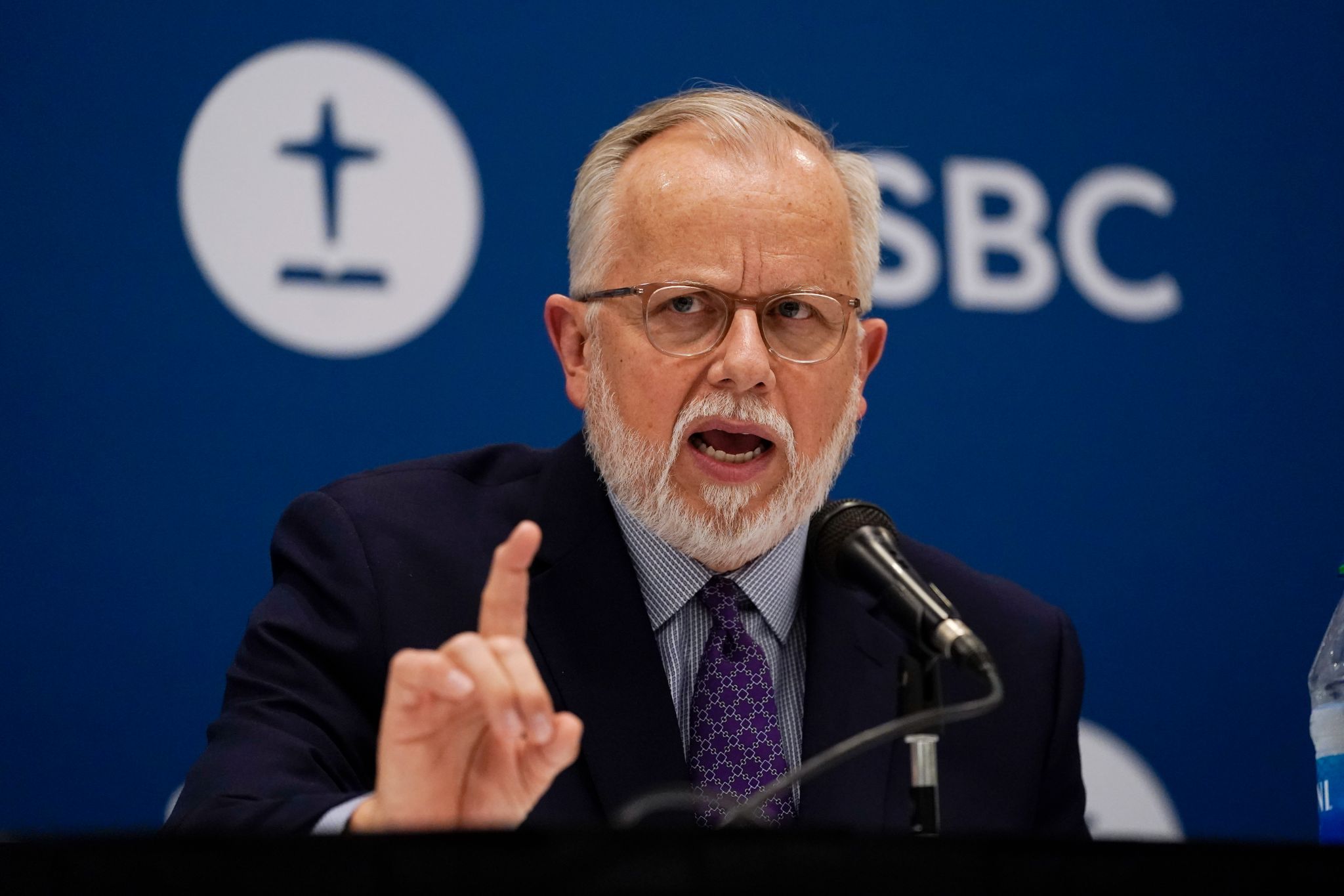 inside-the-troubling-report-on-the-southern-baptist-convention-poynter