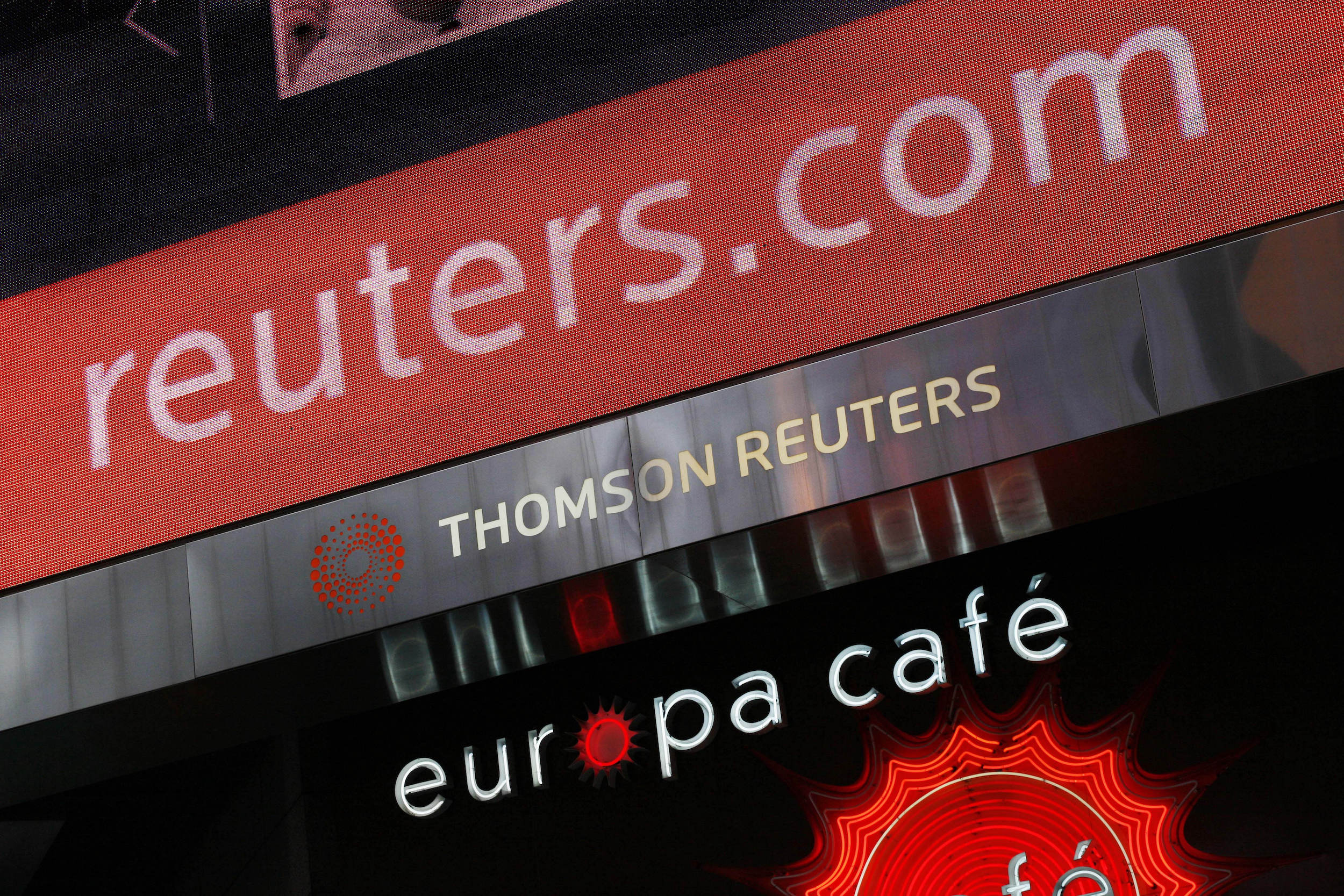 hundreds-of-reuters-journalists-strike-over-contract-negotiations-poynter