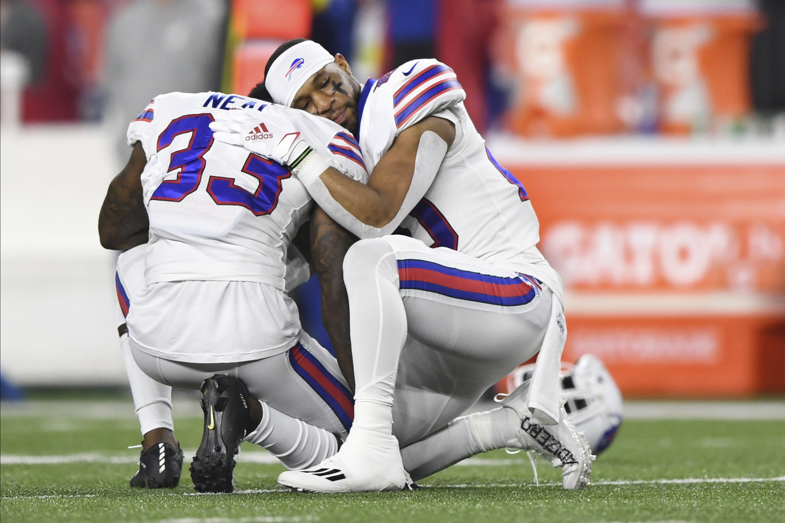 Here's what happened after Damar Hamlin collapsed during the Bills-Bengals  game : NPR