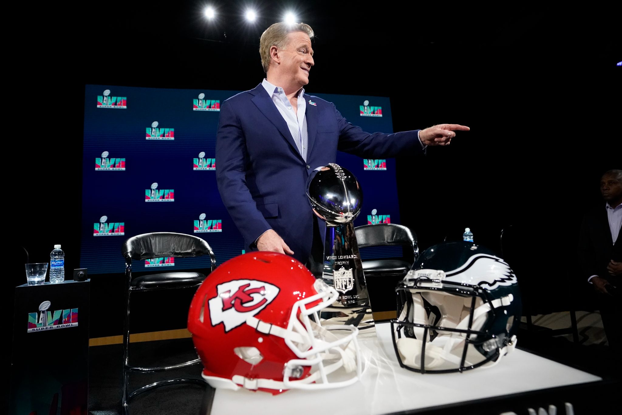 Super Bowl 2023 Winner: Kansas City Chiefs Beat Philadelphia Eagles – The  Hollywood Reporter