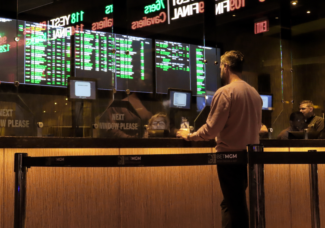 Record 31 million Americans to bet on Super Bowl, gambling group