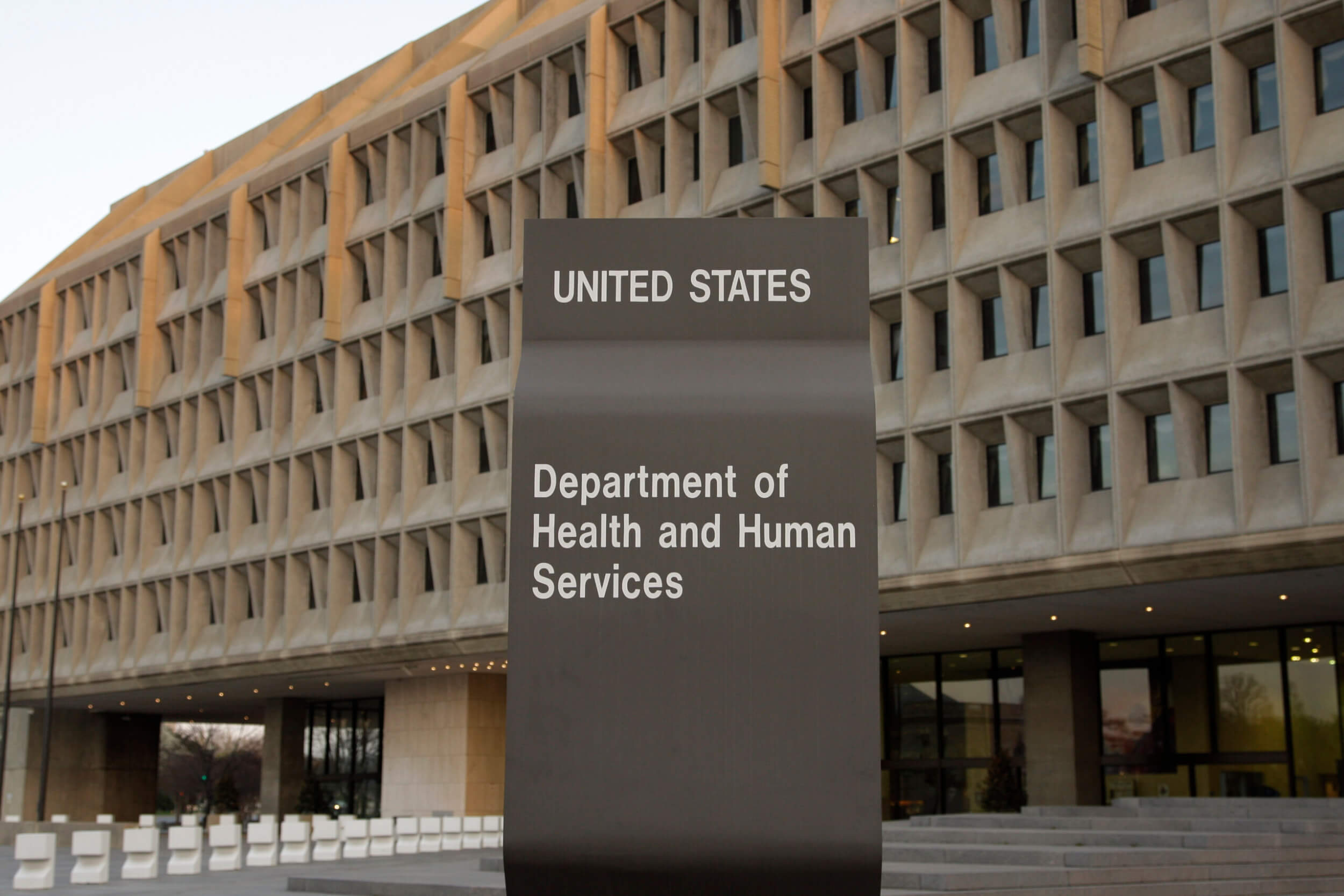 A building with a sign that says "United States Department of Health and Human Services"